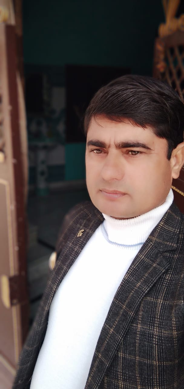 Dinesh Kumar tomar